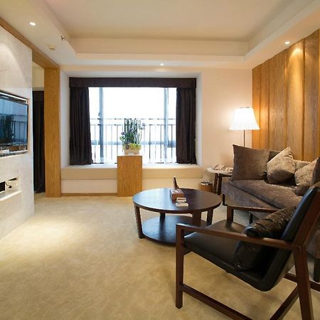 Silver Boutique Hotel Zhuhai Exterior photo