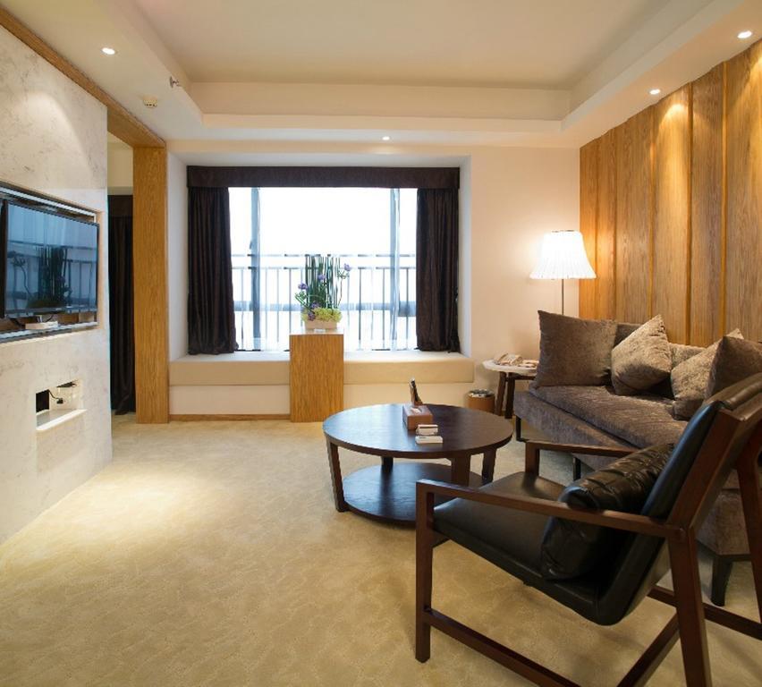 Silver Boutique Hotel Zhuhai Exterior photo